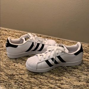Adidas Superstar Sneakers